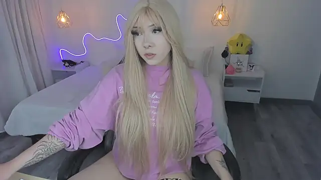 Snapshot of Noahcryptic chatting on January 2026 11:32:02 PM Noahcryptic online show from January 2026 11:32:02 PM