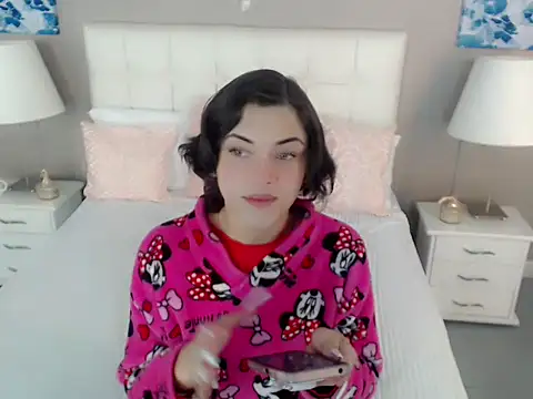 nathalialoes1 online show from November 2025 12:05:02 PM