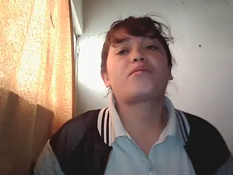 Snapshot of chanito_1421 chatting on October 2025 01:44:01 PM chanito 1421 online show from October 2025 01:44:01 PM