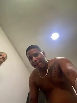 Morenovergon2003 online show from April 2026 06:01:02 PM