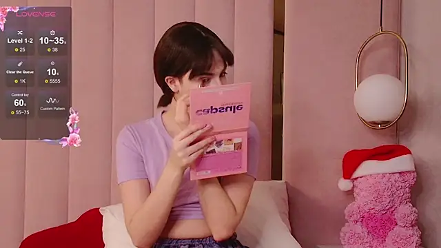 Snapshot of Miranda_Kerry chatting on January 2026 06:27:01 AM Miranda Kerry online show from January 2026 06:27:01 AM