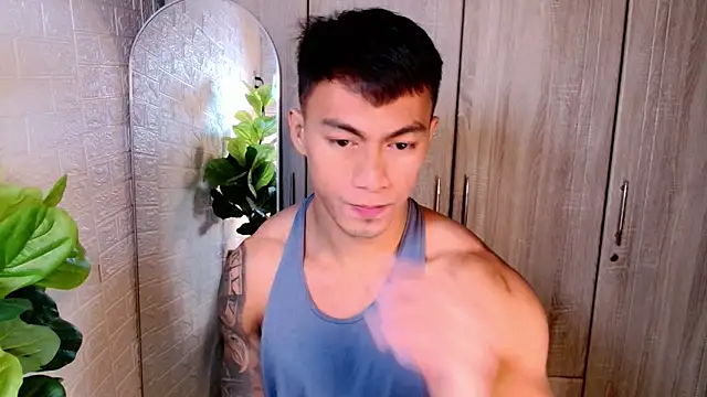 PinooyMilker online show from November 2025 12:38:01 PM