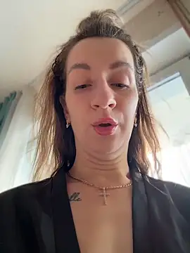 EvvaMur online show from April 2026 12:43:02 AM