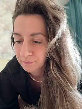 EvvaMur online show from April 2026 06:19:01 AM