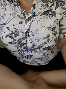 zerdaliii online show from July 2026 09:43:01 PM