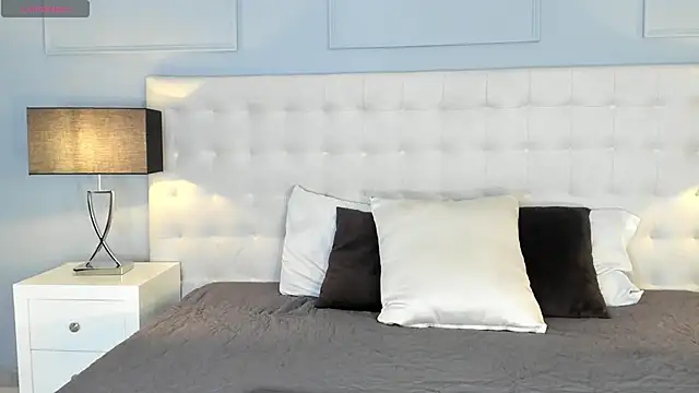 Snapshot of KellyRooss chatting on November 2025 12:27:02 PM KellyRooss online show from November 2025 12:27:02 PM