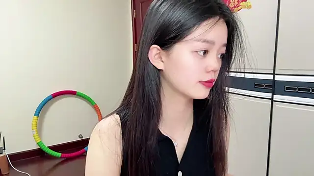 Nicole-13 online show from April 2026 01:01:01 PM