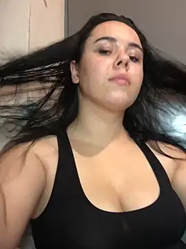 Snapshot of CutieMarine chatting on November 2025 10:42:02 PM CutieMarine online show from November 2025 10:42:02 PM