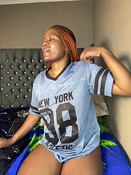 Kikie23 online show from December 2025 09:35:01 PM