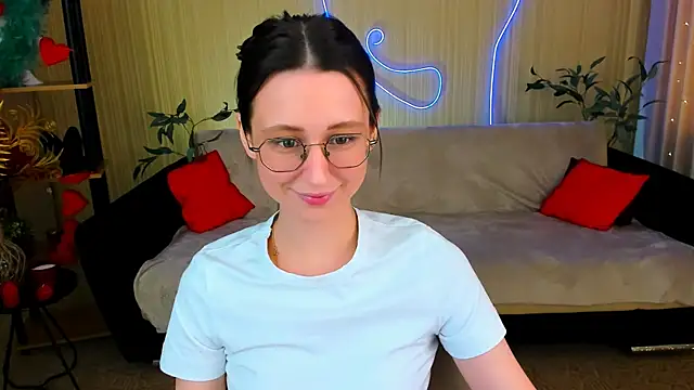 YourLovellyStory online show from July 2026 12:22:02 PM