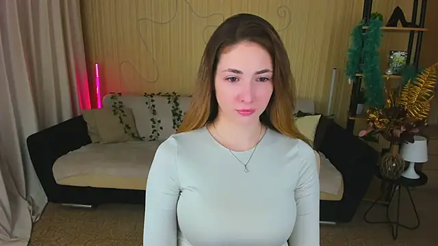 Snapshot of SensitiveSooul chatting on December 2025 07:31:01 PM SensitiveSooul online show from December 2025 07:31:01 PM