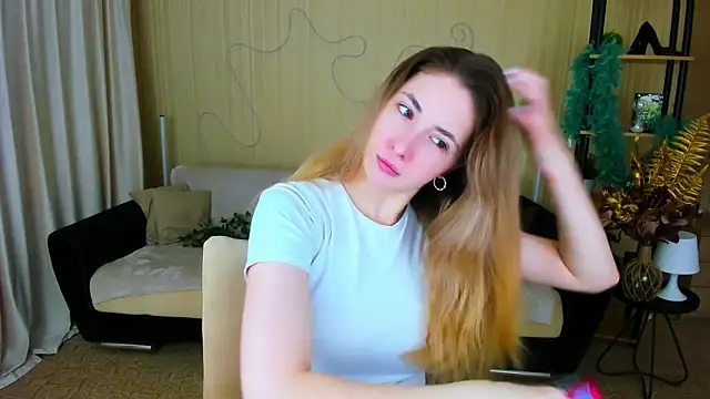 Snapshot of SensitiveSooul chatting on December 2025 07:22:01 PM SensitiveSooul online show from December 2025 07:22:01 PM