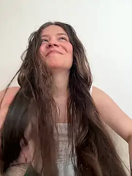 Snapshot of Emilyybennet_ chatting on May 2026 07:30:01 PM Emilyybennet online show from May 2026 07:30:01 PM