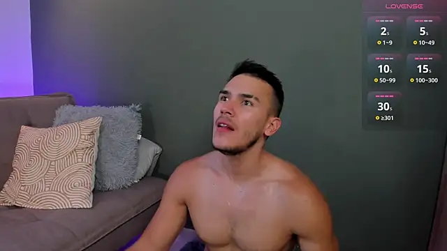 MarkSantozz online show from September 2025 09:04:02 PM