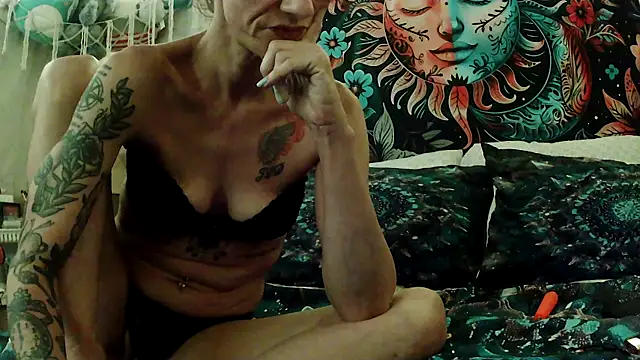Snapshot of gypsyadventures1 chatting on September 2025 06:47:02 AM gypsyadventures1 online show from September 2025 06:47:02 AM