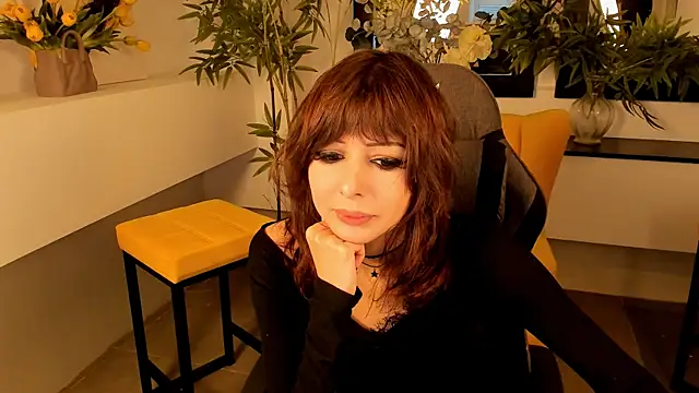 CrystallBloom online show from September 2025 01:22:02 PM