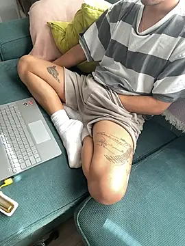 darkdecide online show from December 2025 08:30:02 AM