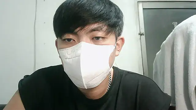 bigbb101011 online show from November 2025 03:33:01 PM