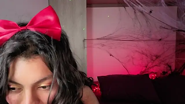 Candela    online show from November 2025 03:41:01 AM