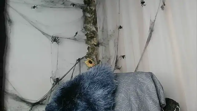 angelainparis28 online show from October 2025 12:41:02 PM