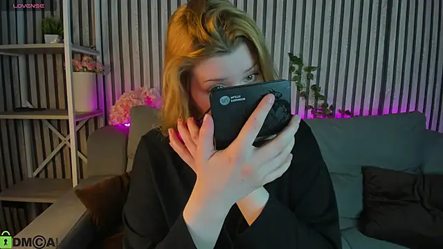 Michele Greenn online show from March 2026 01:11:02 AM