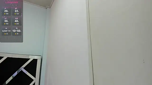 iisabella noa online show from November 2025 07:51:02 PM