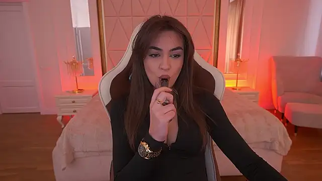 Snapshot of EricaSin chatting on February 2026 08:41:01 AM EricaSin online show from February 2026 08:41:01 AM