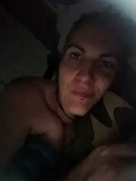 est 82 online show from September 2025 08:03:01 PM