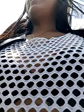 LunaHot 777 online show from September 2025 03:45:01 PM