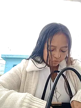 LunaHot 777 online show from September 2025 08:21:01 PM