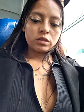 LunaHot 777 online show from October 2025 06:17:02 PM