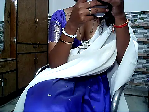 HOT AARVI11 online show from September 2025 04:28:01 AM