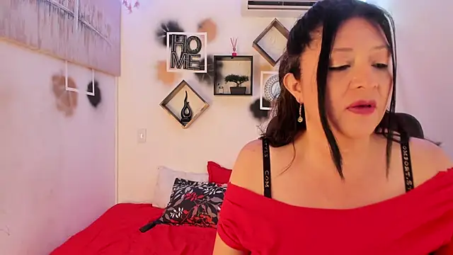 tatiana sofiaa online show from October 2025 01:00:01 PM