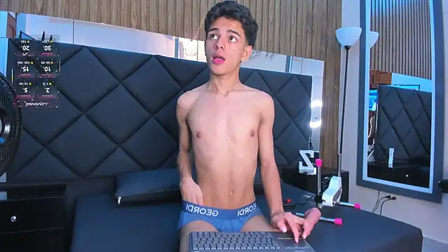 owen  johnson online show from September 2025 12:16:02 PM