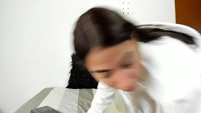 Snapshot of Camila_Martiinez chatting on October 2025 07:48:02 PM Camila Martiinez online show from October 2025 07:48:02 PM