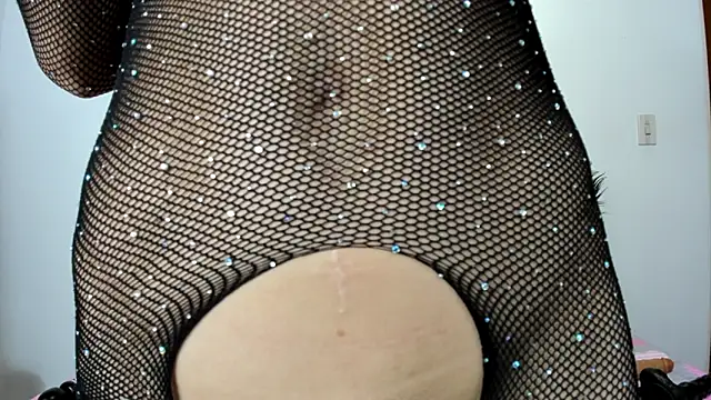 Snapshot of Camila_Martiinez chatting on November 2025 07:25:01 PM Camila Martiinez online show from November 2025 07:25:01 PM