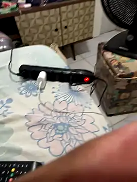 Snapshot of Robysil chatting on October 2025 04:54:01 AM Robysil online show from October 2025 04:54:01 AM