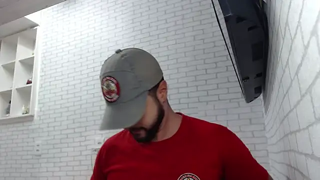 BombeiroHotx online show from February 2026 07:40:01 PM