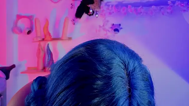 zoelight18 online show from January 2026 07:39:01 PM