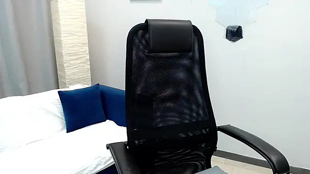 Pion 01 online show from September 2025 04:46:02 AM