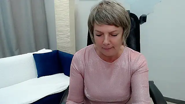 Pion 01 online show from September 2025 09:34:01 AM