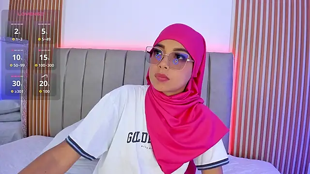 Snapshot of naishaa_ chatting on October 2025 07:00:01 PM naishaa online show from October 2025 07:00:01 PM