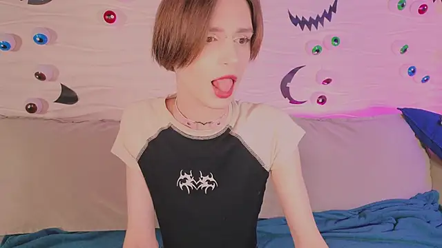 Snapshot of madi_snow chatting on October 2025 05:08:01 AM madi snow online show from October 2025 05:08:01 AM