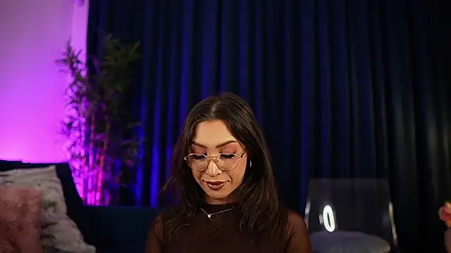 Snapshot of _ChloeLee_ chatting on November 2025 05:29:01 AM ChloeLee online show from November 2025 05:29:01 AM