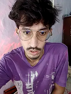 Dilanstrawberry online show from October 2025 01:09:02 AM