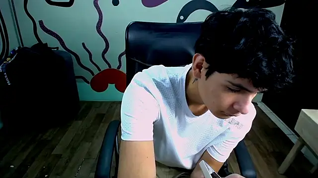 Luca vega online show from September 2025 02:33:02 PM