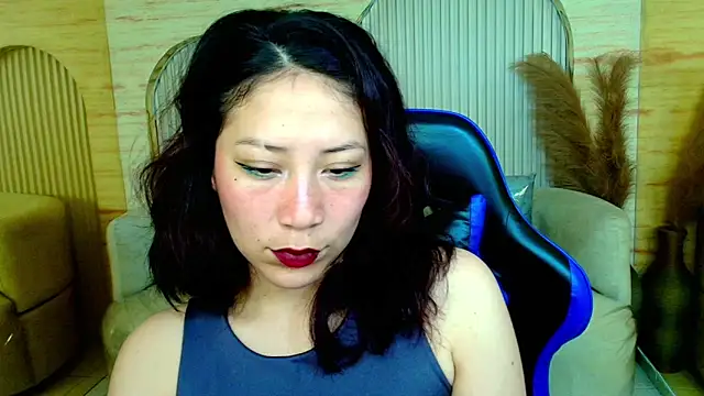 valentina r  online show from February 2026 03:12:01 AM