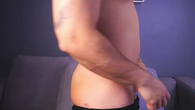 Paul Phoenix online show from November 2025 06:54:01 PM