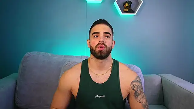 Snapshot of Paul_Phoenix chatting on January 2026 06:22:02 PM Paul Phoenix online show from January 2026 06:22:02 PM