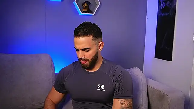 Snapshot of Paul_Phoenix chatting on February 2026 03:04:01 AM Paul Phoenix online show from February 2026 03:04:01 AM